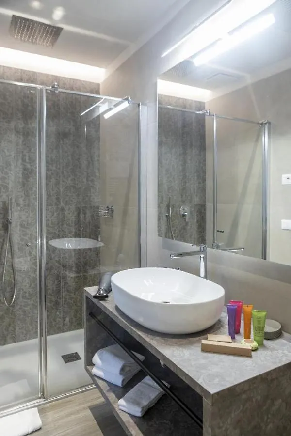 Relais Zenner Lejlighedshotel Toscolano Maderno Italien
